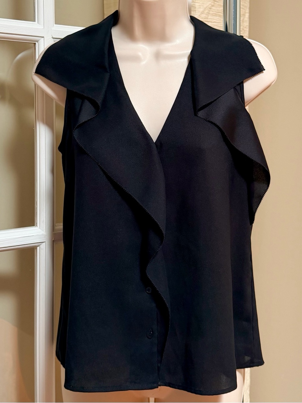 Ann Taylor Black Ruffled V-Neck Sleeveless Blouse